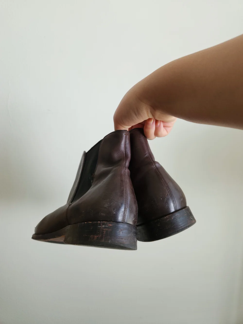 Cole Haan Men's Dark Brown Leather Chukka Chelsea Boots